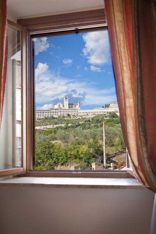 Assisi Garden Hotel Buitenkant foto
