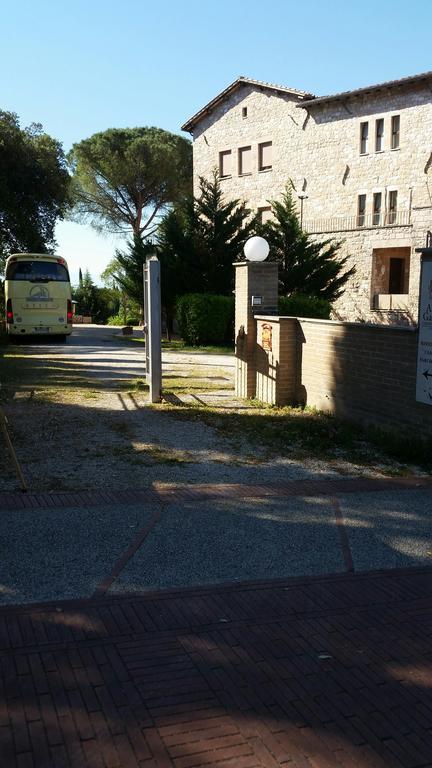 Assisi Garden Hotel Buitenkant foto