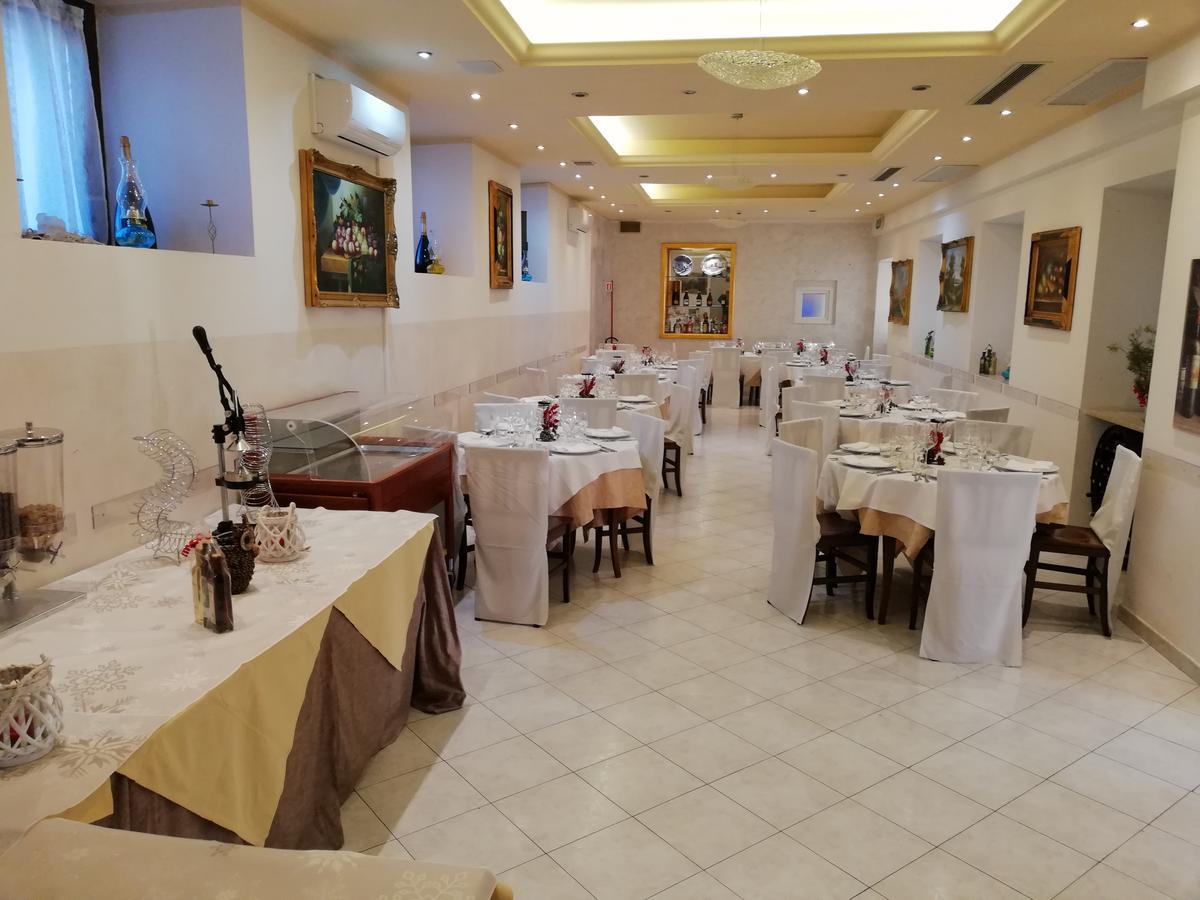 Assisi Garden Hotel Buitenkant foto